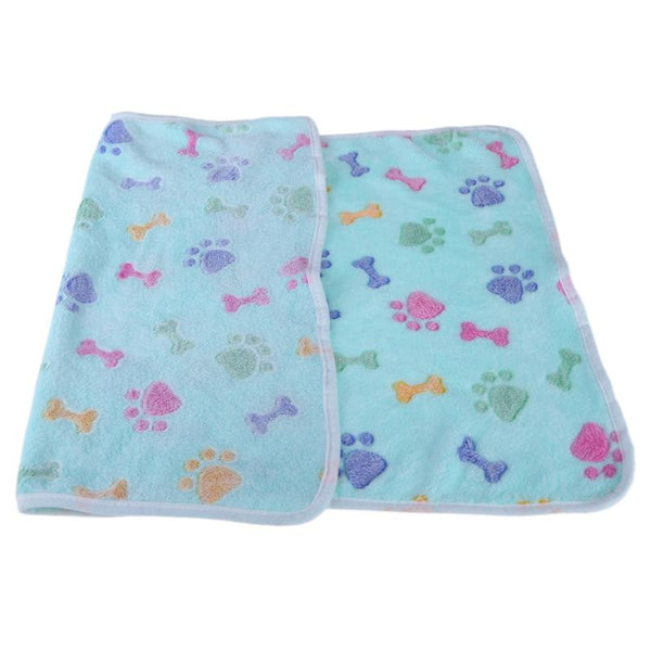 Pet Sleeping Mat Winter Warm Coral Fleece Dog Cat Blanket Soft Animals Dog Mat Beds Bone Paw Print Pet Cushion Carpet